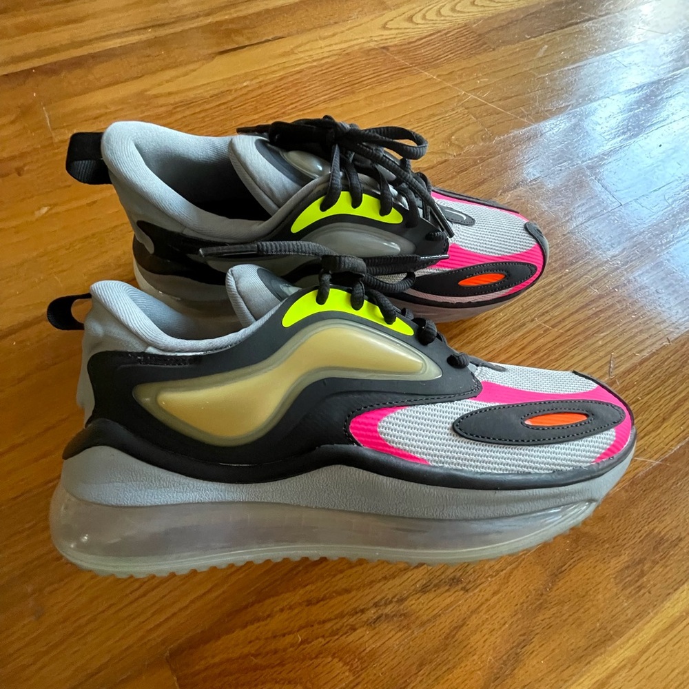 Nike Zephyr Photon Dust